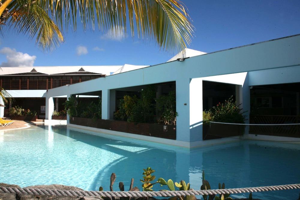 Le Manganao Aparthotel Saint-Francois  Exterior photo